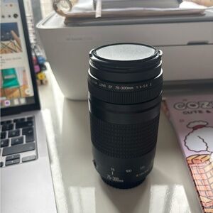 Canon Black Camera Lens EF 75-300mm